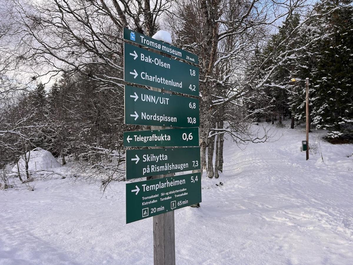 Koselig Med Gratis Parkering Og Naert Busstopp Tromsø